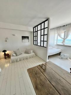 SUNSET LOFT - 5