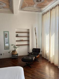 THE SUNSHINE LOFT - 4