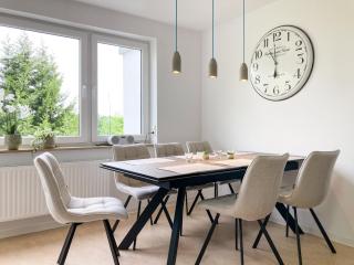 170qm Apartment in Natur für Familien mit Parken, 2 Balkone, und Küche - 8