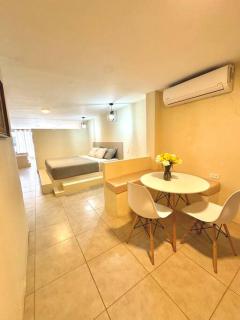 Suite en exclusiva urbanización con piscina privada - Manta - 1
