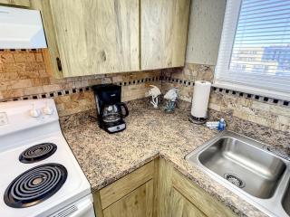 Beachfront Oceanview Condo - Steps to Flagler Avenue - New Smyrna Beach - 6
