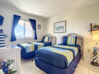 Beachfront Oceanview Condo - Steps to Flagler Avenue - New Smyrna Beach - 4