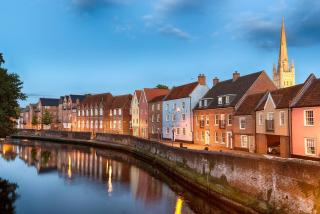 Cathedral Quarter 3BR 6 beds & Onsite Parking - 5
