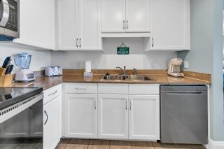 Laketown Wharf 827 - Life's A Beach by Emerald Coast Retreats - Panama City Beach - 5