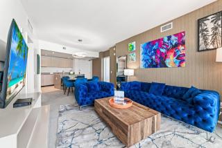 Miami Waves Retreat in Luxury Resort - STEPS TO THE OCEAN, HOT TUB AND ROOFTOP POOL - Hollywood - 3