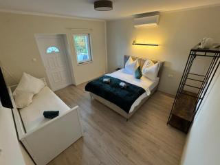 Cellinis Home Apartment - Jadranovo - 3