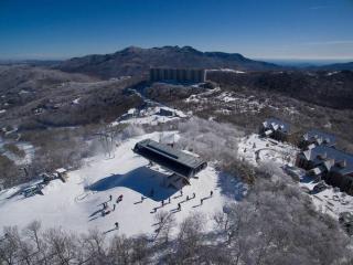 Come relax at 4900 feet - Sugar Mountain - 3