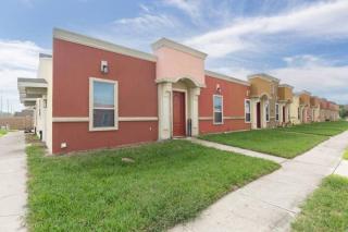 Urban Elegance Private Gated 1BR - Edinburg - 4