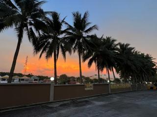 Cozy Studio Unit @ Ocean View Resort - 6