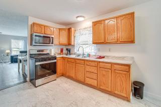 Cozy Illinois Retreat with Home Gym and River Views! - Chillicothe - 4