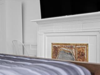 Shadyside, Central 3A Modern and Spacious Private Bedroom With Shared Bathroom and FREE Parking - 6