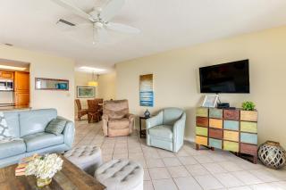 Gulf Views and Pool Access Bradenton Beach Condo! - Bradenton Beach - 5