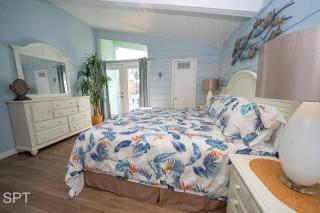 Lil Caribbean Vibes home - South Padre Island - 5