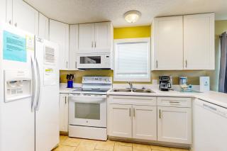 Sunset Harbour Villas 1-111 - 1
