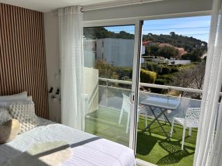 Suite jacuzzi 2 min de la mer - 2