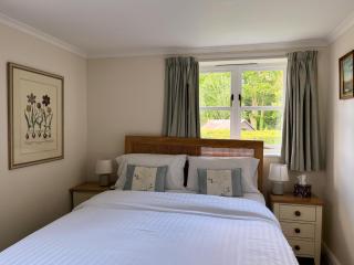 The Cottage Guest House - 3