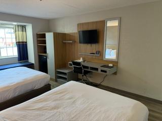 Microtel Inn by Wyndham Winston-Salem - Winston-Salem - 4