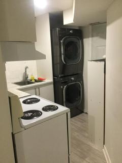 Lower Unit Entire Apartment - Cambridge - 2