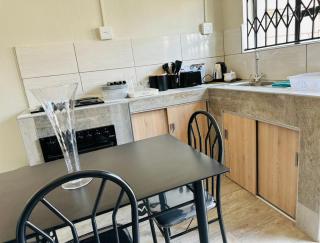 LikeHome Guesthouse - Krugersdorp - 0