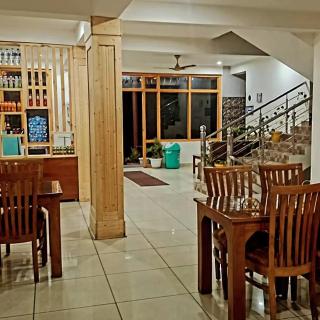 The Village Lodge - Banikhet - 1