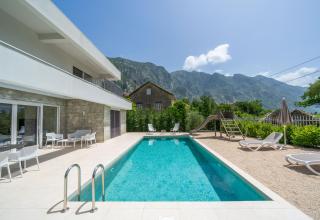 Villa Tor - Gornji Orahovac - 4