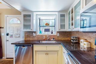 Montgomery Estates Retreat - 1