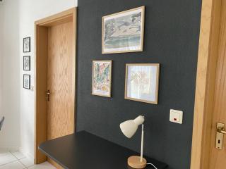 Moderne Wohnung mit Terrasse & Parkplatz; Nähe BWZK & Amazon - Coblença - 3