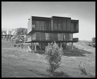 Swanky Mid-Modern Century-5 Decks-90 inch 4K Screen - Iowa City - 6