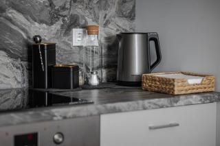 Home sweet home, cozy apartments, free underground parking, long stays welcome - 4