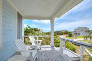 Miss Rumphius by the Sea - Oak Island - 4