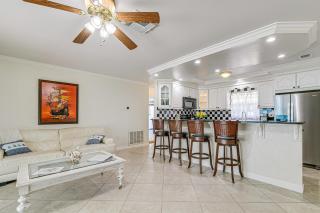 Screened Lanai and Heated Pool Spring Hill Home - 6