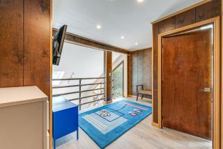 Poconos Vacation Rental with Lake Access and Hot Tub! - Gouldsboro - 1