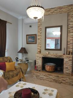 The nearest apt to the airport - Artemida - 9