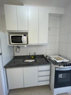 Apartamento prático à 850 metros da praia da Martim de Sá - Caraguatatuba - 8