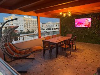 Luxury Triplex with Sea View - Golem - 0