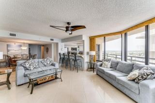 Daytona Beach Shores Condo with Oceanfront Pool! - Daytona Beach Shores - 0