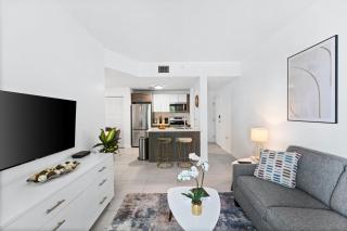 Modern apartment in Edgewater - Miami - 1