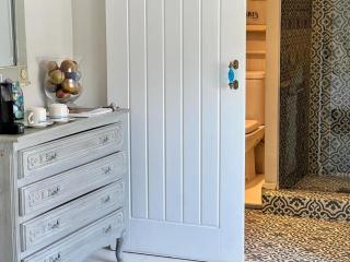 The Nook at Blue Door Barns - - 6