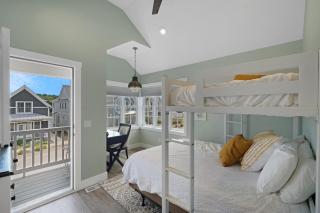 Hook, Wine, & Sinker - 3