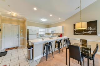 Charming Condo with Balcony, 1 Mi to UNC Charlotte! - 3