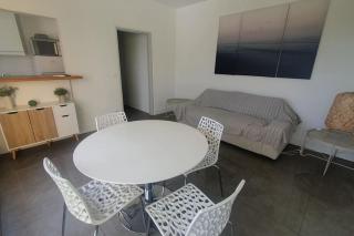 T2 moderne ,design, neuf, climatisé avec piscine - La Grande-Motte - 2