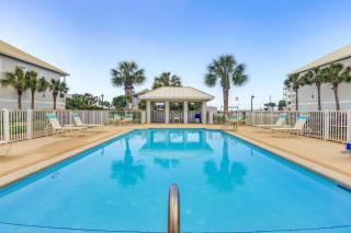 Sunny Miramar Beach Condo with Beach Access! - Destin - 0