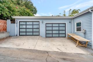 NEW BEACH Pool Home, New Industrial OCEAN Vibe, Hot Tub, Pool, Views - 8