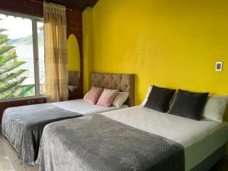 Holiday House - 3 Bedroom 3 Bathroom - Baños - 4