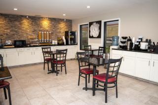 Americas Best Value Inn Harlingen - Harlingen - 3