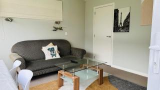 Sunny house with garden views - 5