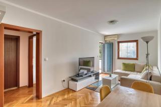 M Apartment Budva - 2