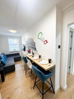 Flat 5 - Stay In Aldgate - 2