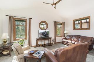 Boulevard Condo - Unit 241 - 8