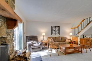 Charming Hidden Valley Resort Home Walk to Slopes - 3